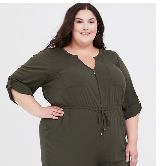 🕴Torrid Olive Zip Front Jumpsuit⭐️ - Picture 2 of 5